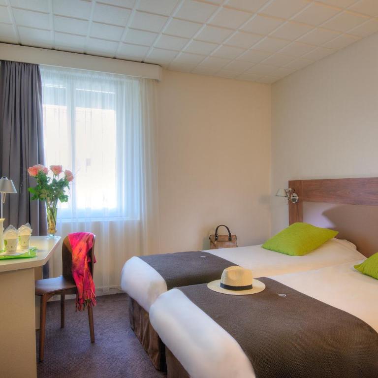 Campanile Annecy Centre - Gare - Chambre Lits Jumeaux Standard - 1