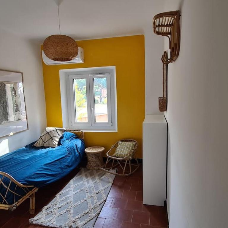 Grand Mas provençal, mer à 200m, parking privé fermé, piscine chauffée - Villa - 51