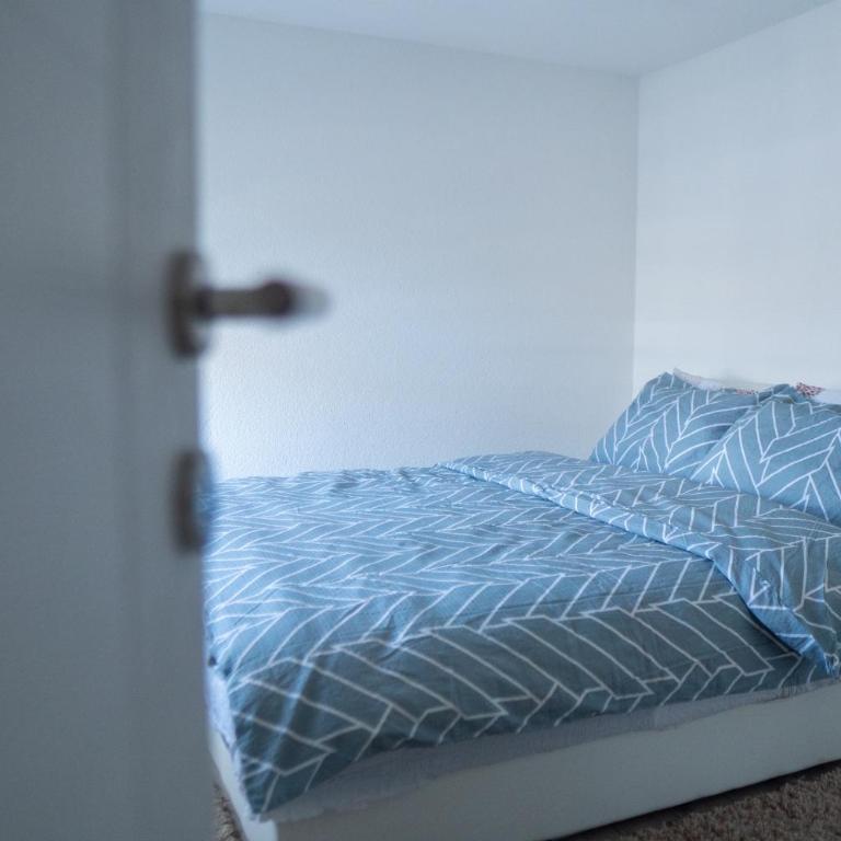 City Lights Panorama - One-Bedroom Apartment - 3