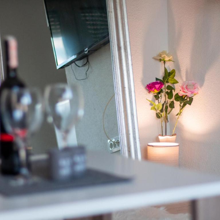 City Lights Panorama - One-Bedroom Apartment - 25