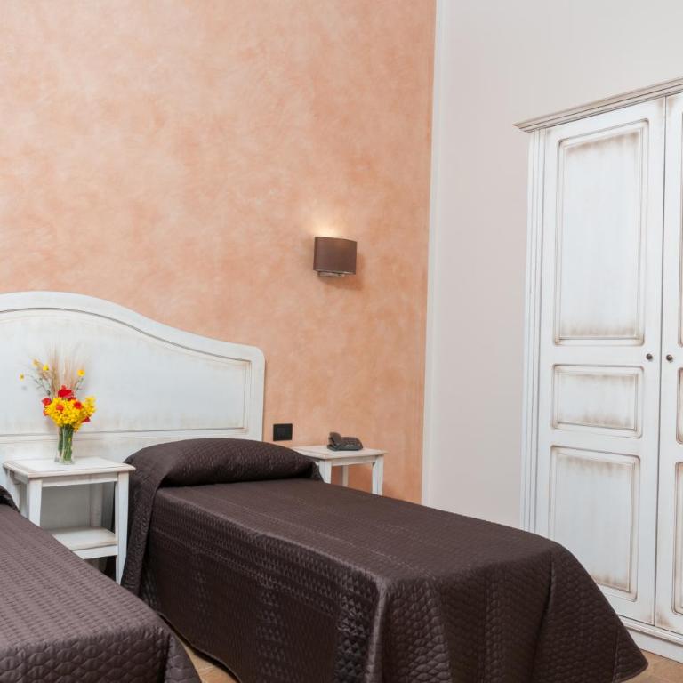 Hotel Donna Carmela Sede Unica a Sciacca - Camera Doppia con Letti Singoli - 4