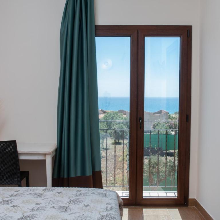Hotel Donna Carmela Sede Unica a Sciacca - Camera Matrimoniale - 11