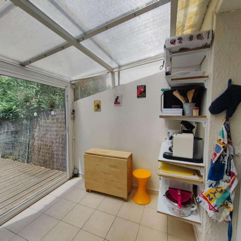 Charmant T2 Mezzanine dans la Pinède, 5 Pers, Piscine - FR-1-607-77 - Appartement (5 Adultes) - 2