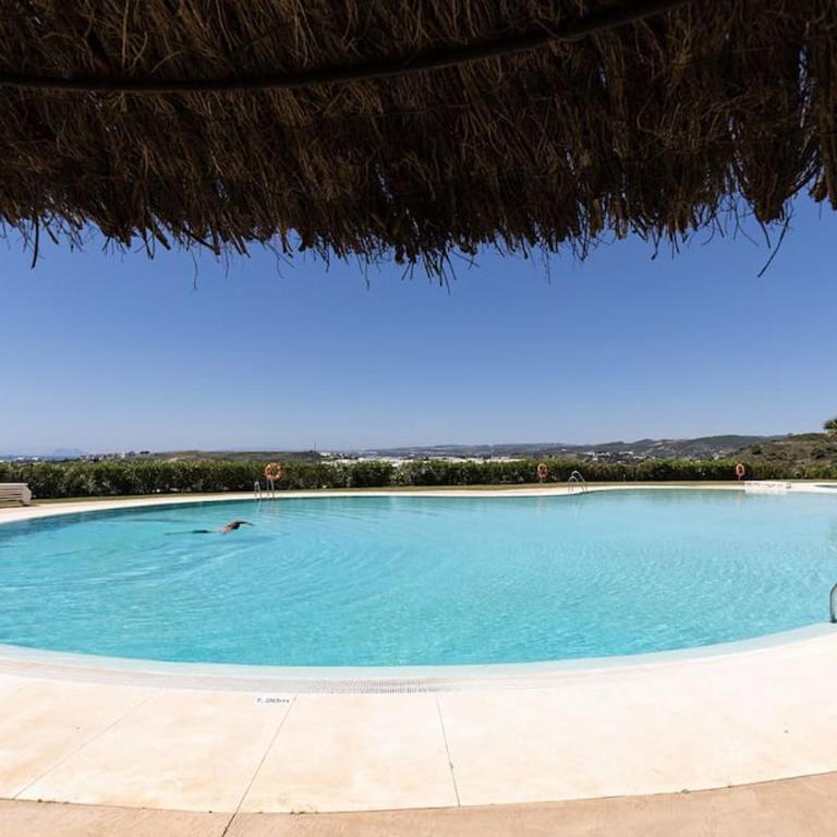 2 Bedroom Penthouse with Sea View @ Estepona Hills - Two-Bedroom Apartment - 53