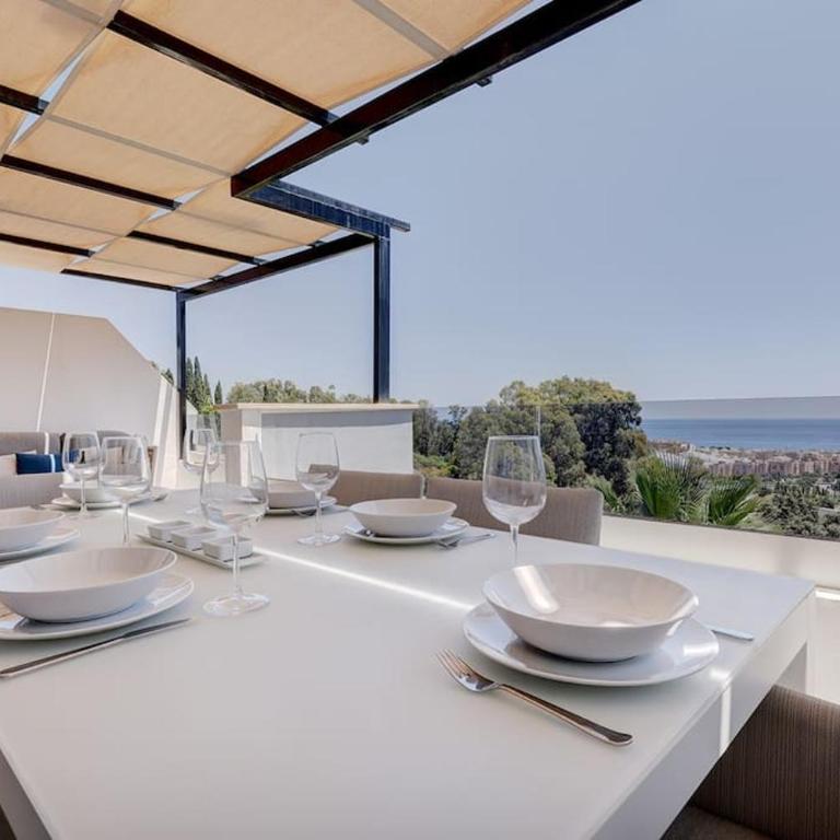 2 Bedroom Penthouse with Sea View @ Estepona Hills - Two-Bedroom Apartment - 4