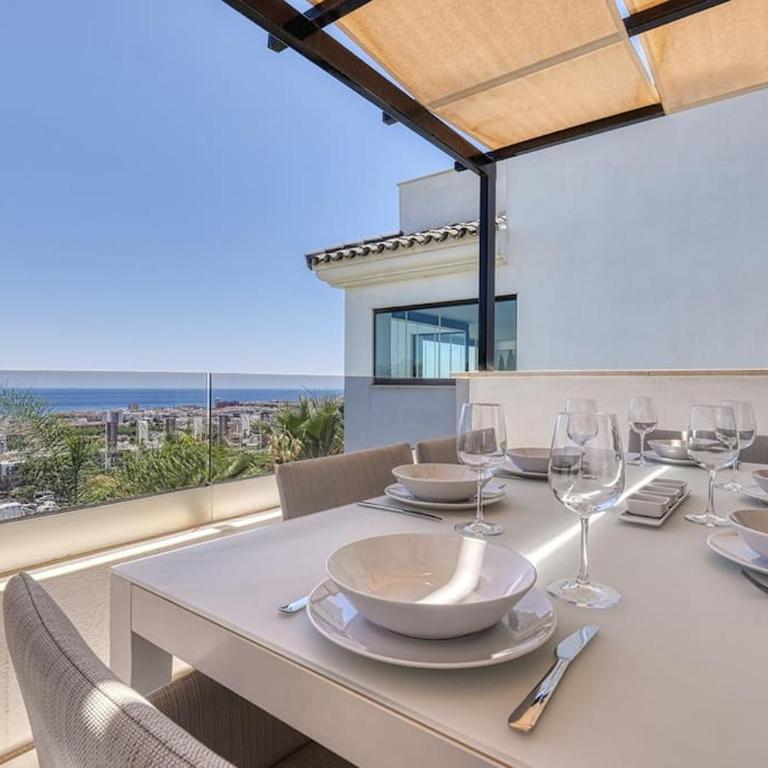 2 Bedroom Penthouse with Sea View @ Estepona Hills - Two-Bedroom Apartment - 15