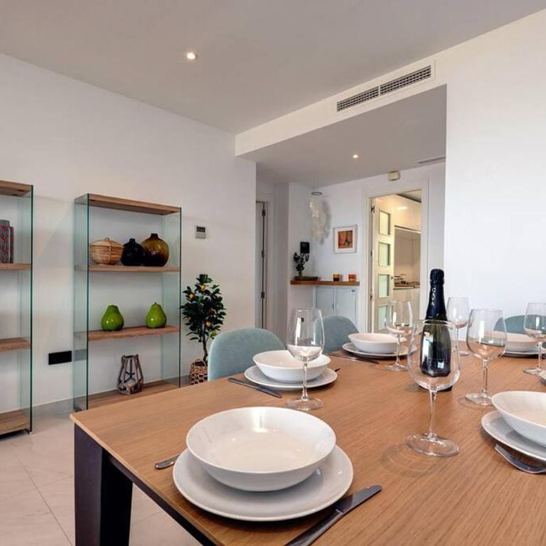 2 Bedroom Penthouse with Sea View @ Estepona Hills - Two-Bedroom Apartment - 18