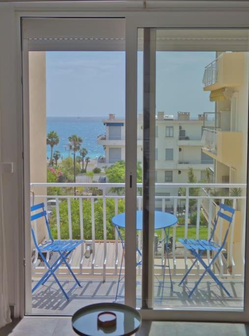 Cosy studio à 2 pas de la plage - Appartement - Vue sur Mer - 1