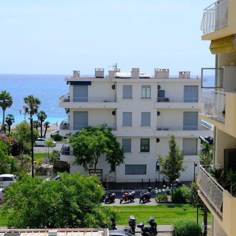 Cosy studio à 2 pas de la plage - Appartement - Vue sur Mer - 10