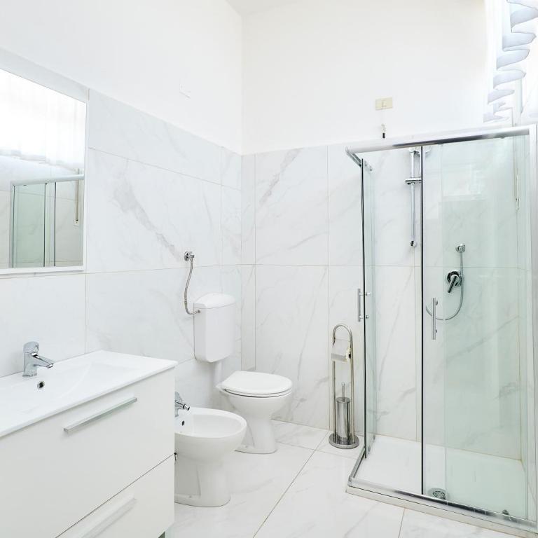 Soleē, Family Holidays & Hostelling - Quadruple Room with Sea View - 27
