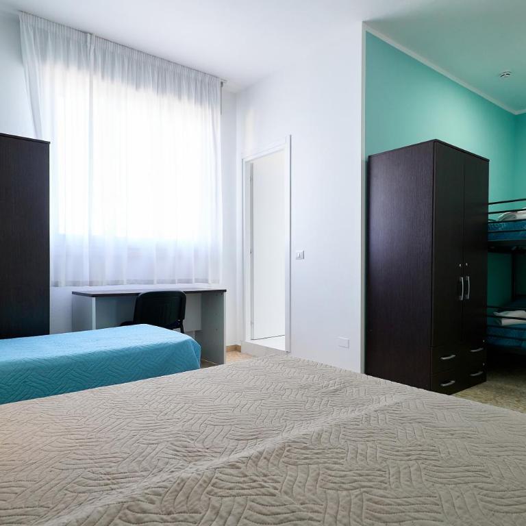 Soleē, Family Holidays & Hostelling - Quadruple Room with Sea View - 40