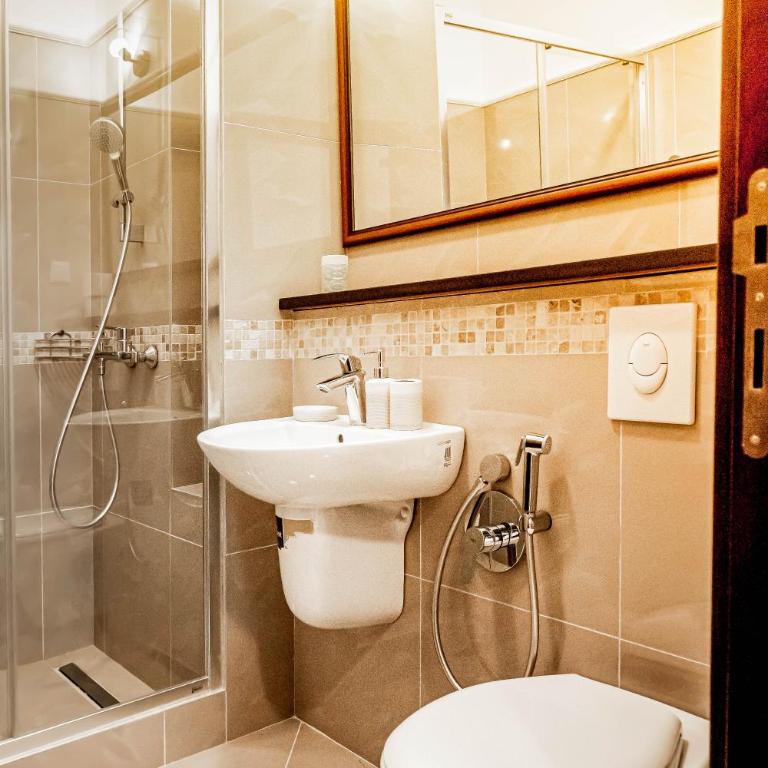 Villa Chantal - Apartment with Sea View - 20