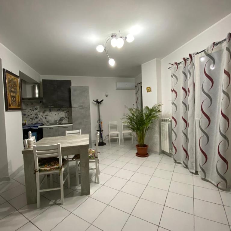Home Pino Center~600 mt Duomo CT - Two-Bedroom House - 15