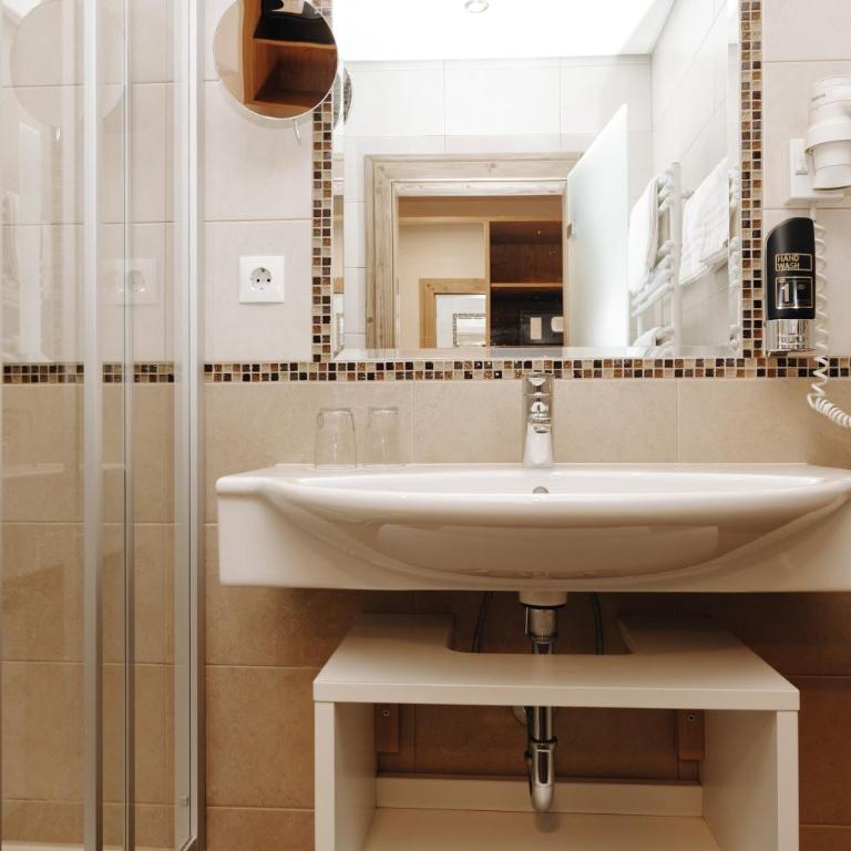 Hotel Garni Tannenhof - Double Room - 1