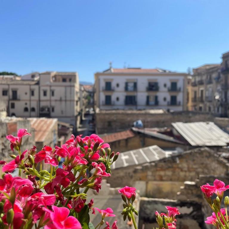 Shallah Apartment nel cuore del centro storico di Palermo - Appartamento con 2 Camere da Letto - 1