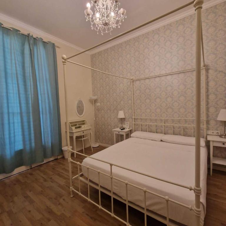 Lumine Luxury Suites by gaiarooms - Deluxe Double Room - 33