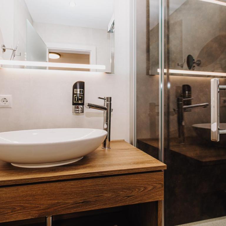Hotel Garni Tannenhof - Double Room - 14