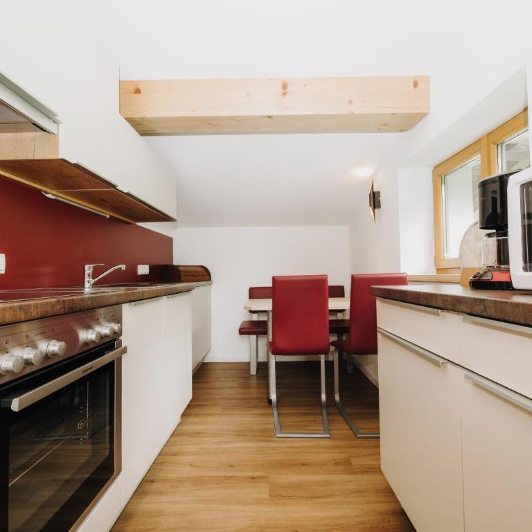 Hotel Garni Tannenhof - One-Bedroom Apartment with Balcony - 4