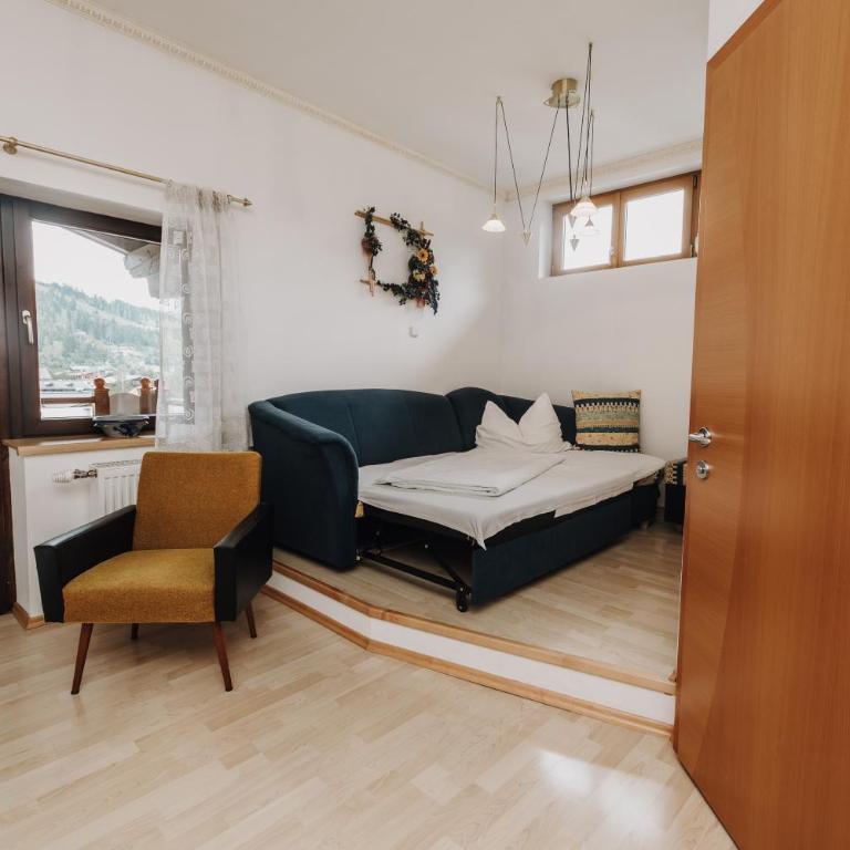 Hotel Garni Tannenhof - One-Bedroom Apartment with Balcony - 8