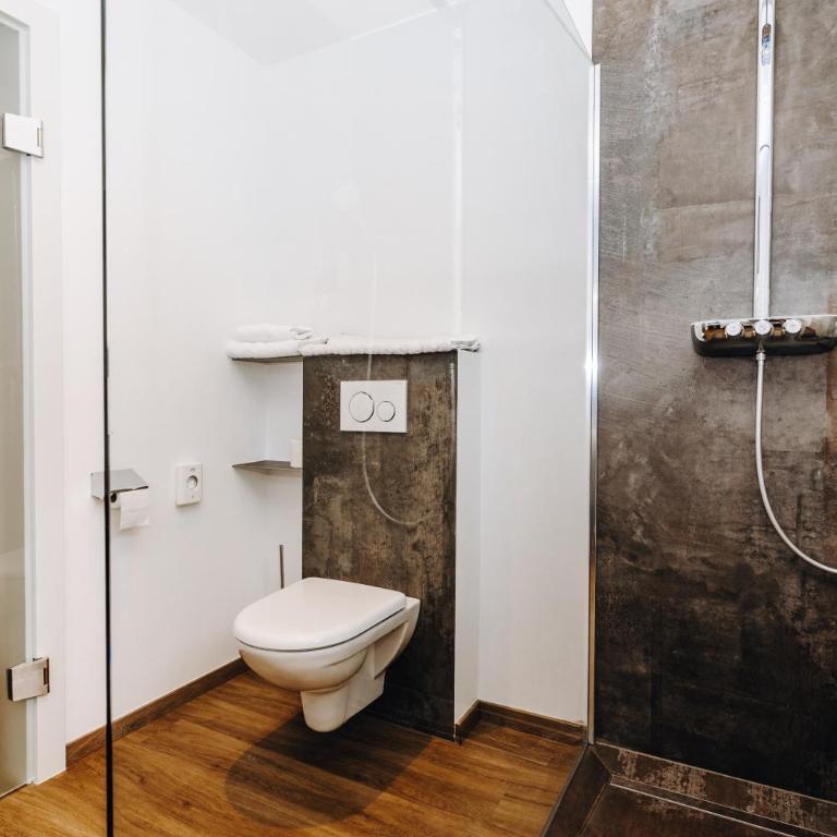 Hotel Garni Tannenhof - Apartment with Balcony - 3