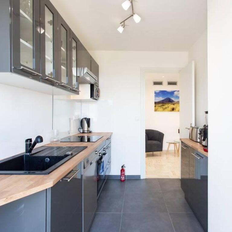 L43 Staywizus - Suite Maurice sea view 6Pax -Terrace, Parking, AC - Appartement 3 Chambres - 32