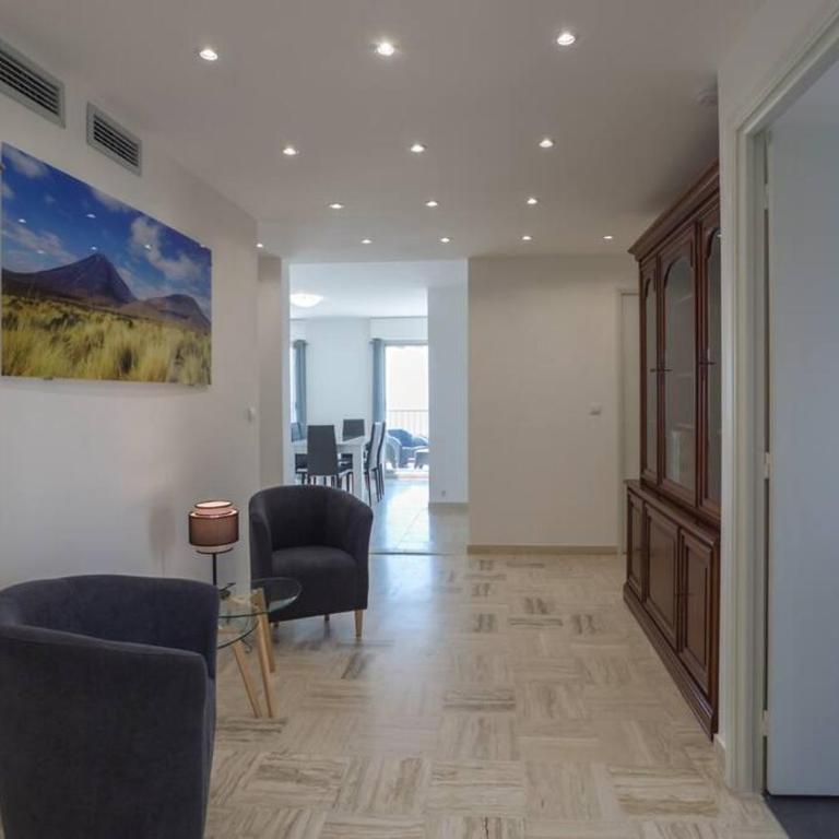 L43 Staywizus - Suite Maurice sea view 6Pax -Terrace, Parking, AC - Appartement 3 Chambres - 45