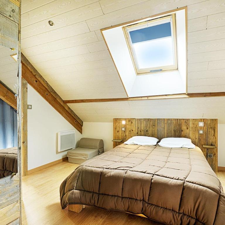 Le Ptit Bonheur - avec vue montagne et terrasse - Two-Bedroom House - 4
