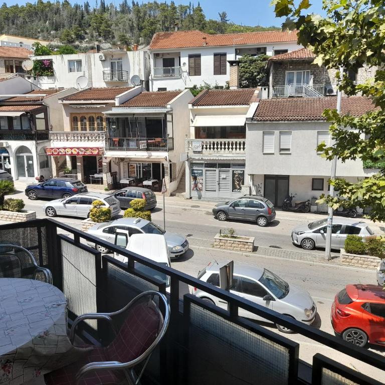 Ulpiana - Apartments,Rooms,Hostel - Triple Room with Balcony - 2