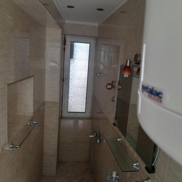 Ulpiana - Apartments,Rooms,Hostel - Triple Room with Bathroom - 11