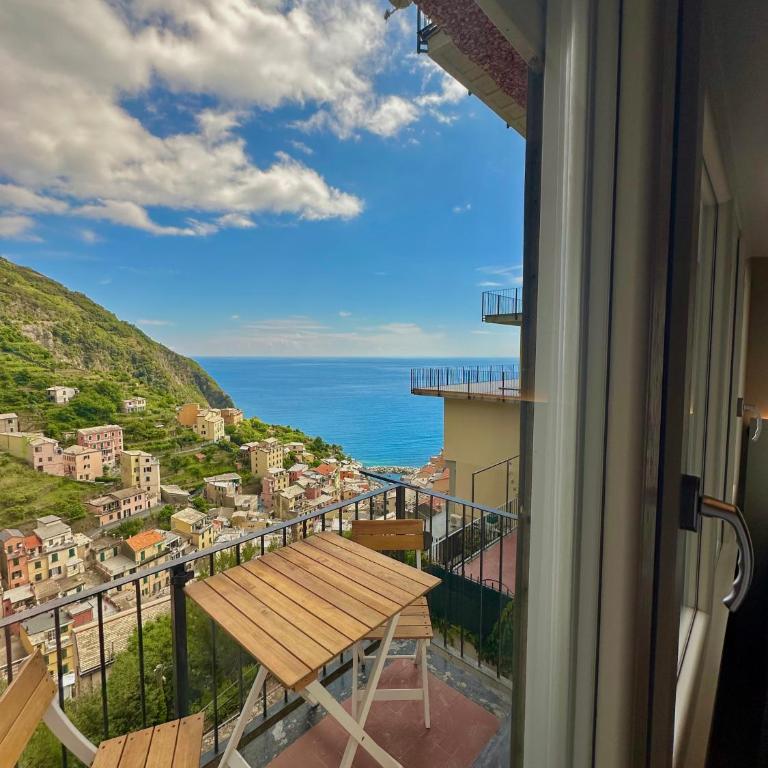 The Upper House - Camera Matrimoniale Deluxe con Balcone e Vista Mare - 17