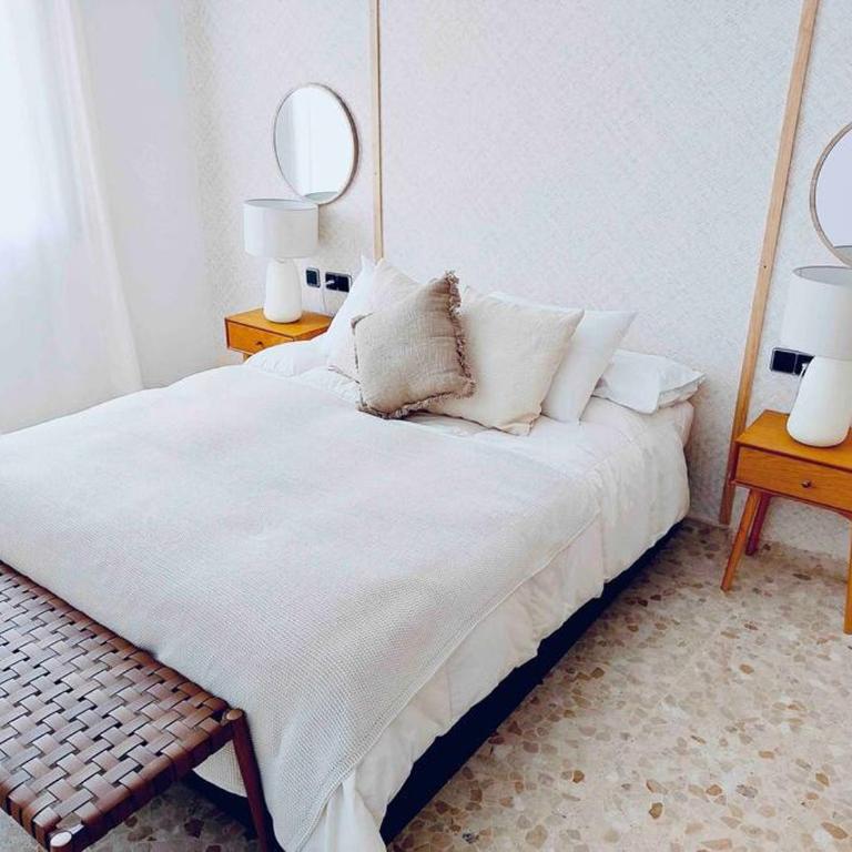 TORRE DEL MAR DELUXE CLOSE TO BEACH & PARKING Sinese Design Homes - Apartamento de 2 dormitorios - 15