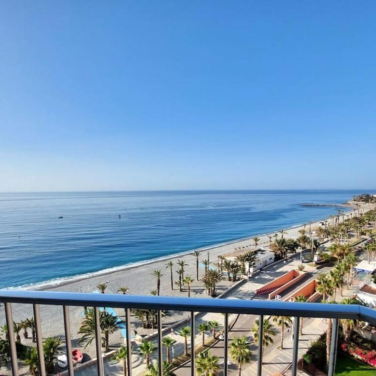 Almuñecar Seawiews Deluxe SinEsedesignhomes - Apartamento de 2 dormitorios - 3