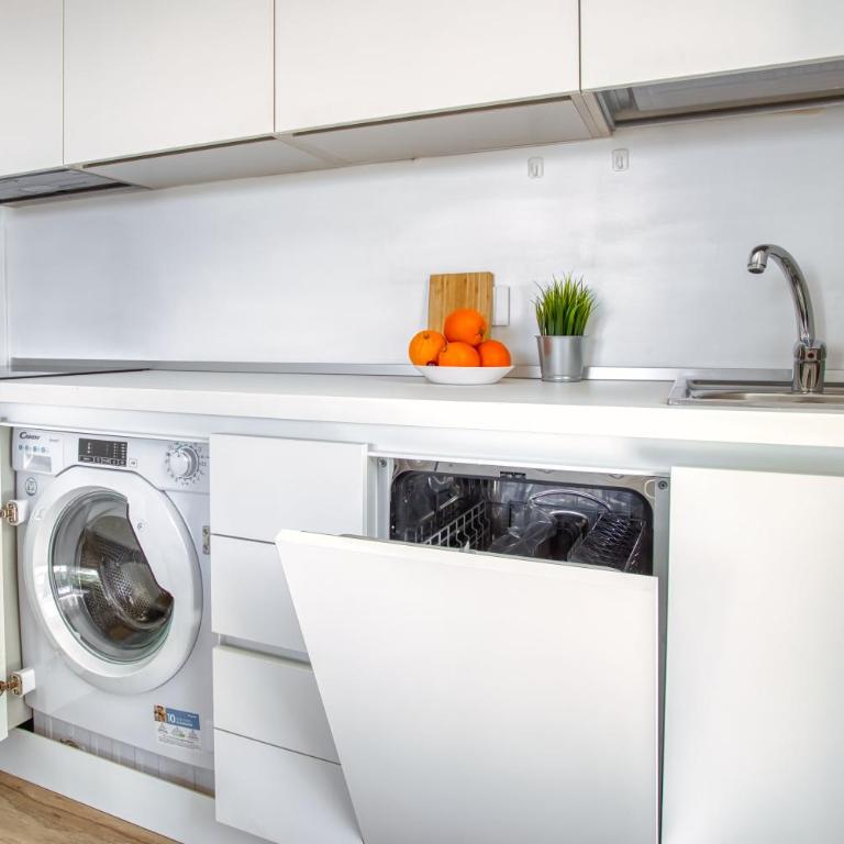 Just Urban Stays - Modern 1-BR Flat with 90 sqm Terrace - M4 Tolstoj - Appartamento con 1 Camera da Letto - 14