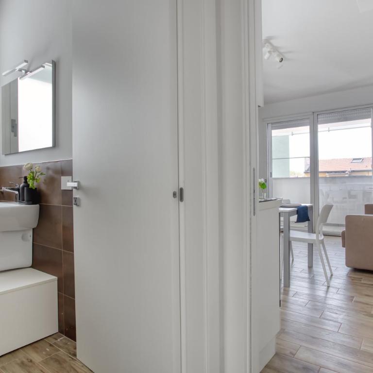 Just Urban Stays - Modern 1-BR Flat with 90 sqm Terrace - M4 Tolstoj - Appartamento con 1 Camera da Letto - 22