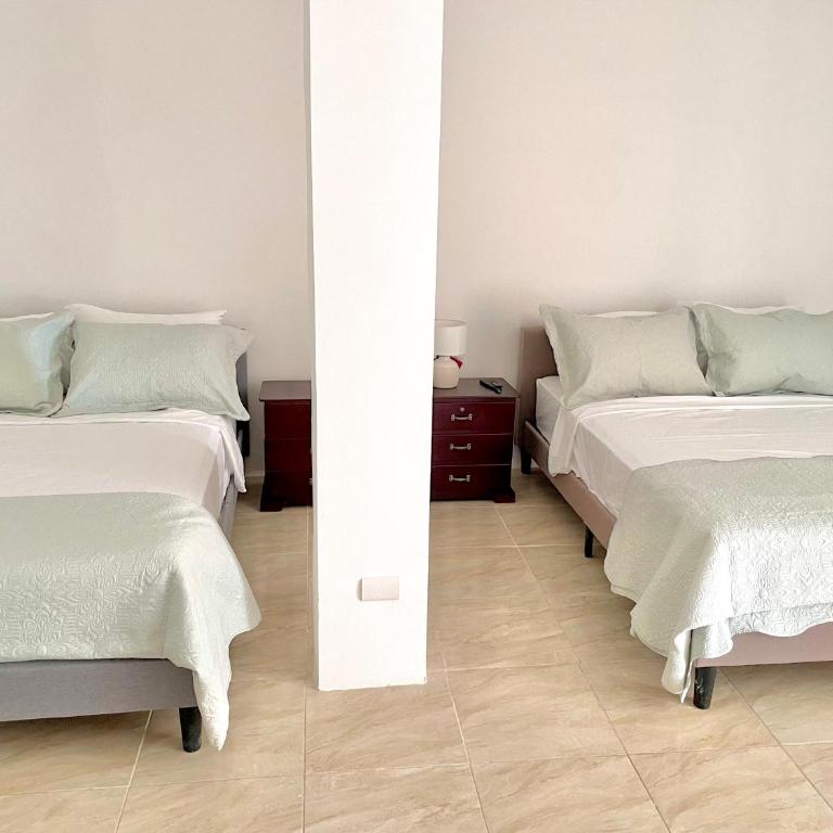 Beautiful 2 bedroom, pool, beach - Apartamento de 2 dormitorios - 31