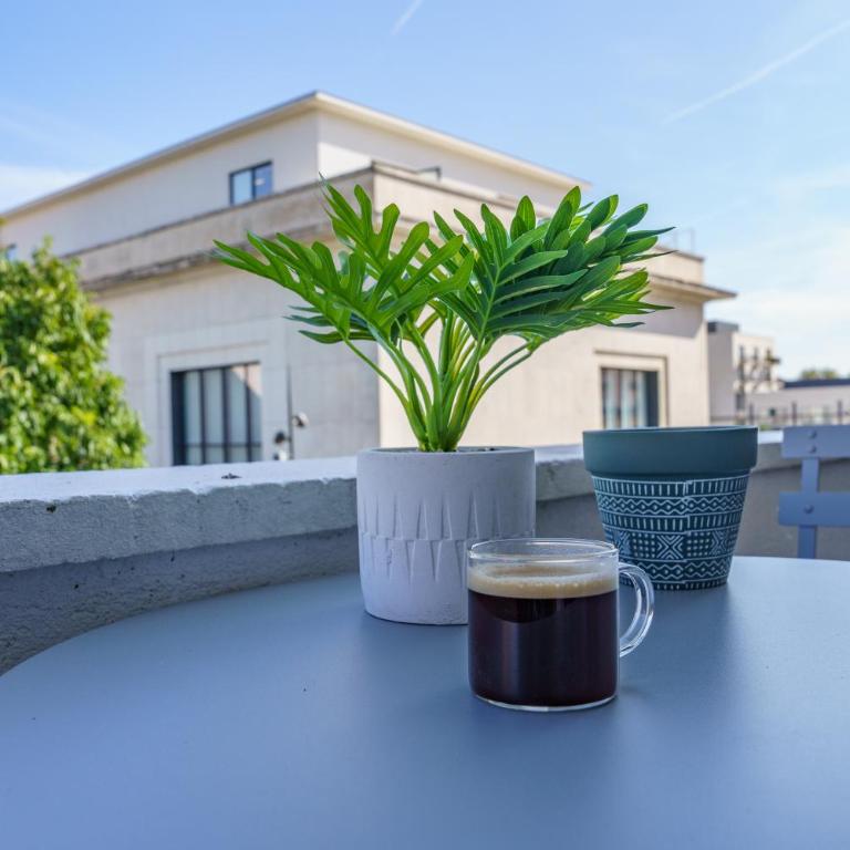 Le Balcon des Arts - PrestiPlace Collection - Two-Bedroom Apartment - 5