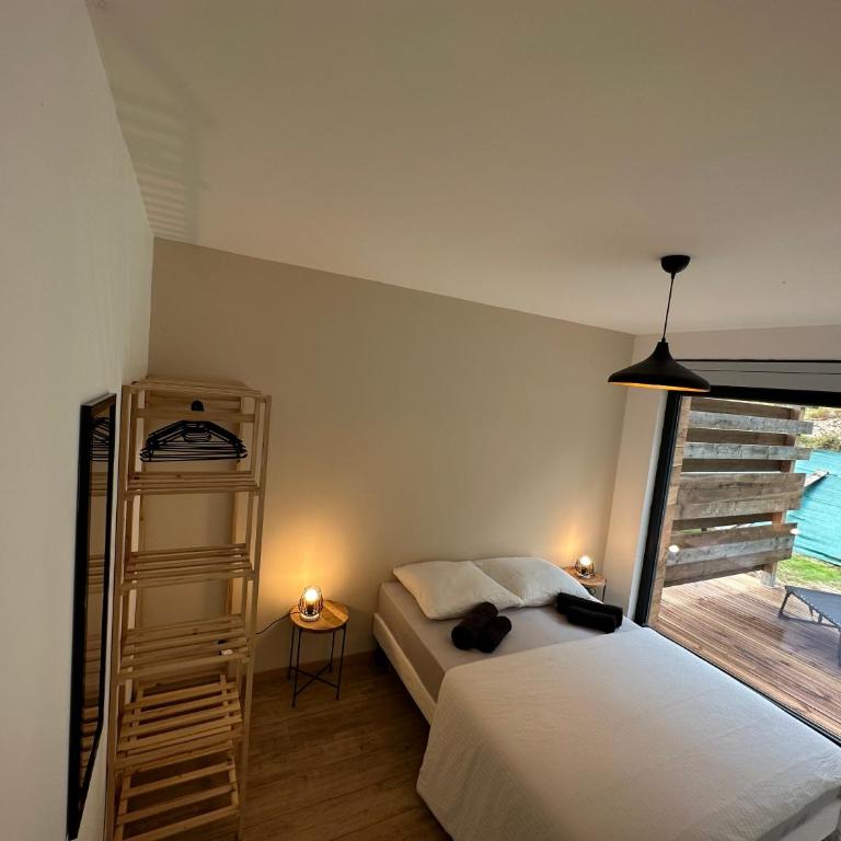 Jardin de l'ancienne école avec Jacuzzi privé - Appartement 2 Chambres - 4