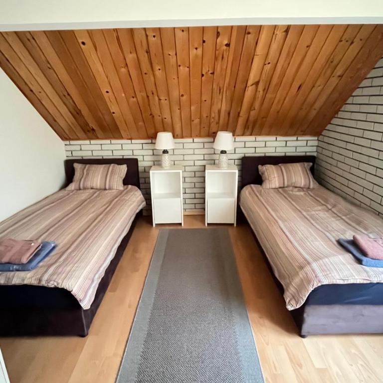 Happyland family home - Three-Bedroom Apartment - 6