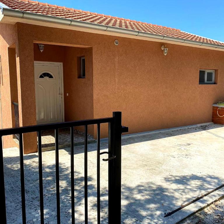 Apartmani Trašte - One-Bedroom Apartment - 3