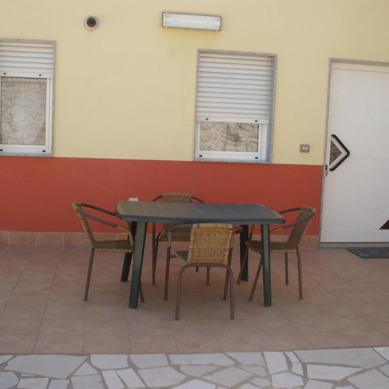 Villa Mafalda - Appartamento con 2 Camere da Letto - 1