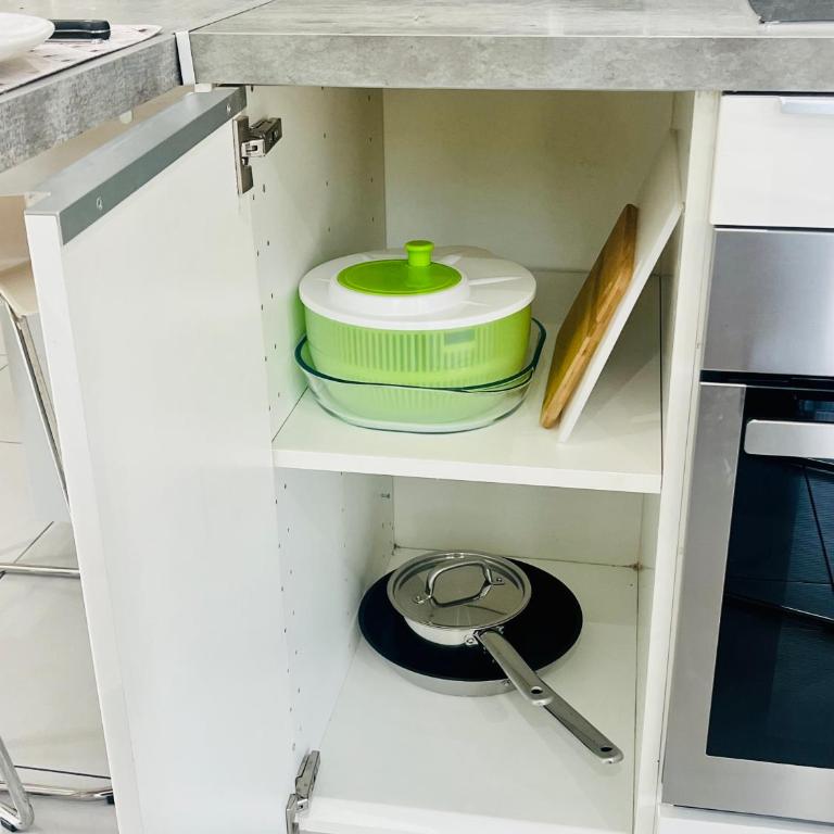 SUPERBE DUPLEX DESIGN NEUF 2 CHAMBRES, CLIMATISE TOUT CONFORT, FACILE D,ACCES STATIONNEMENT GRATUIT - Apartamento de 2 dormitorios - 5