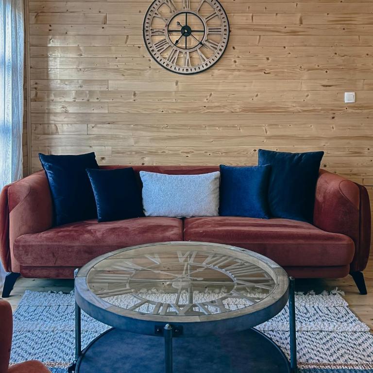 Nicola’s hill - Two-Bedroom Apartment - 9