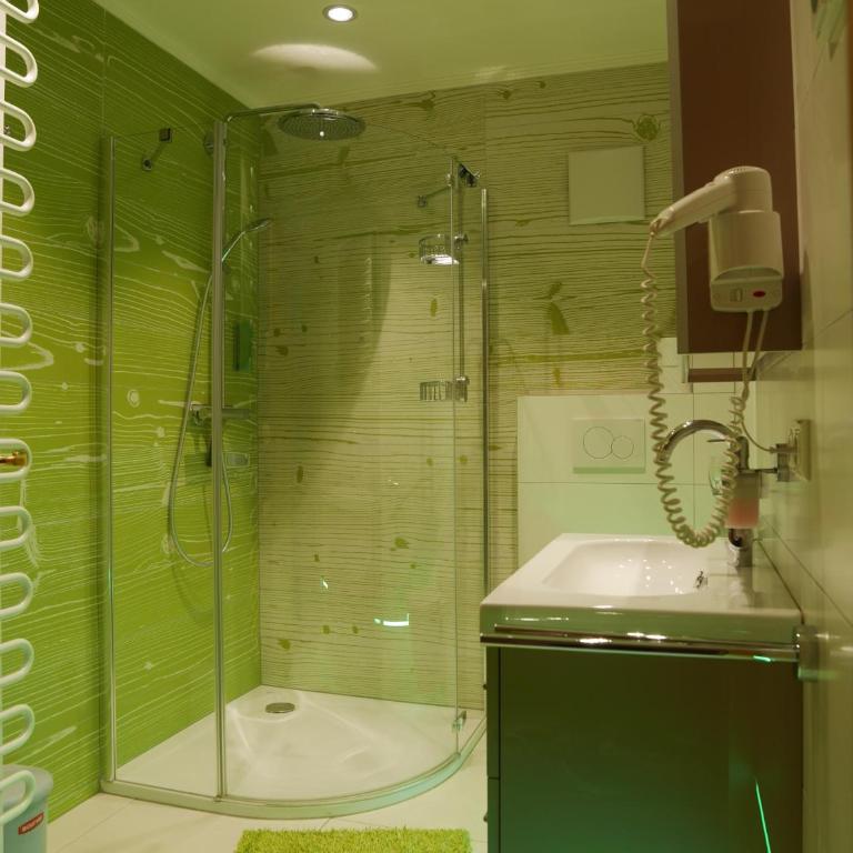 Apartmenthaus Sonnenhang - Apartment mit Balkon - 15