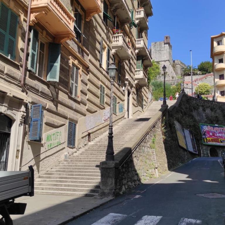 Dal Castello Alle 5Terre - Apartment - 1