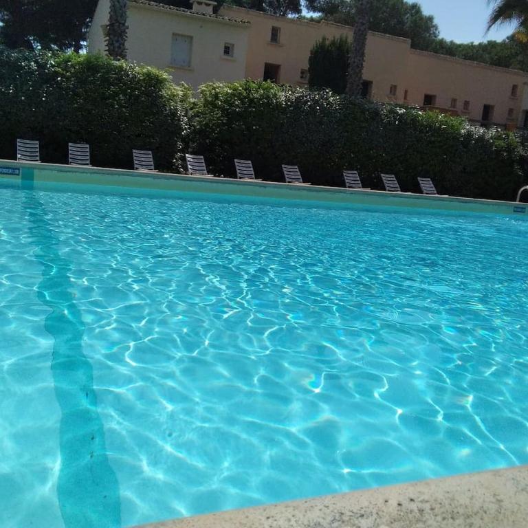 Studio avec jardin, piscine, sauna, proche de la mer et du village naturiste - Apartment mit 1 Schlafzimmer - 4