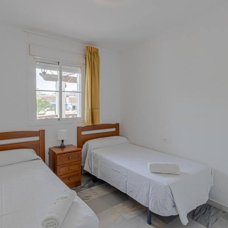 3Bdr 2 Bath Apt with parking in the best location - Three-Bedroom Apartment - 30