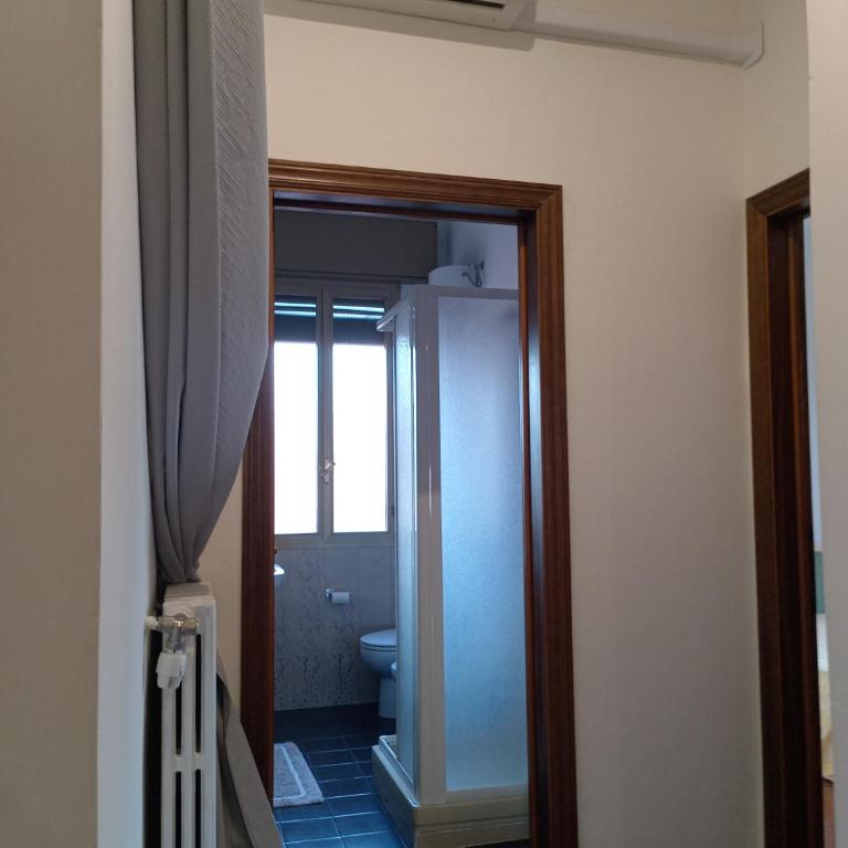 Da Raffa - Camera Matrimoniale con Bagno Privato - 8