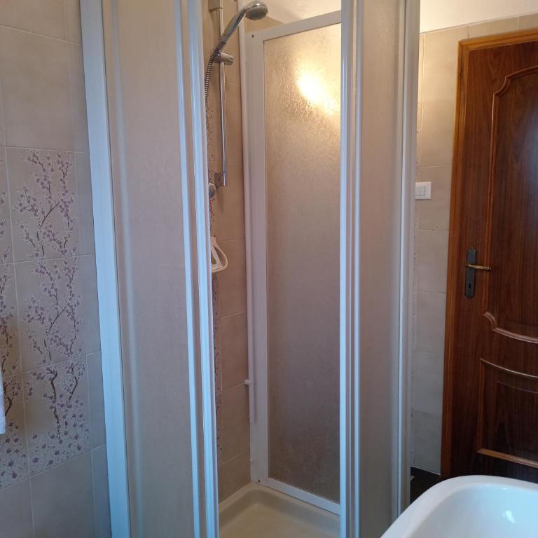 Da Raffa - Camera Matrimoniale con Bagno Privato - 12