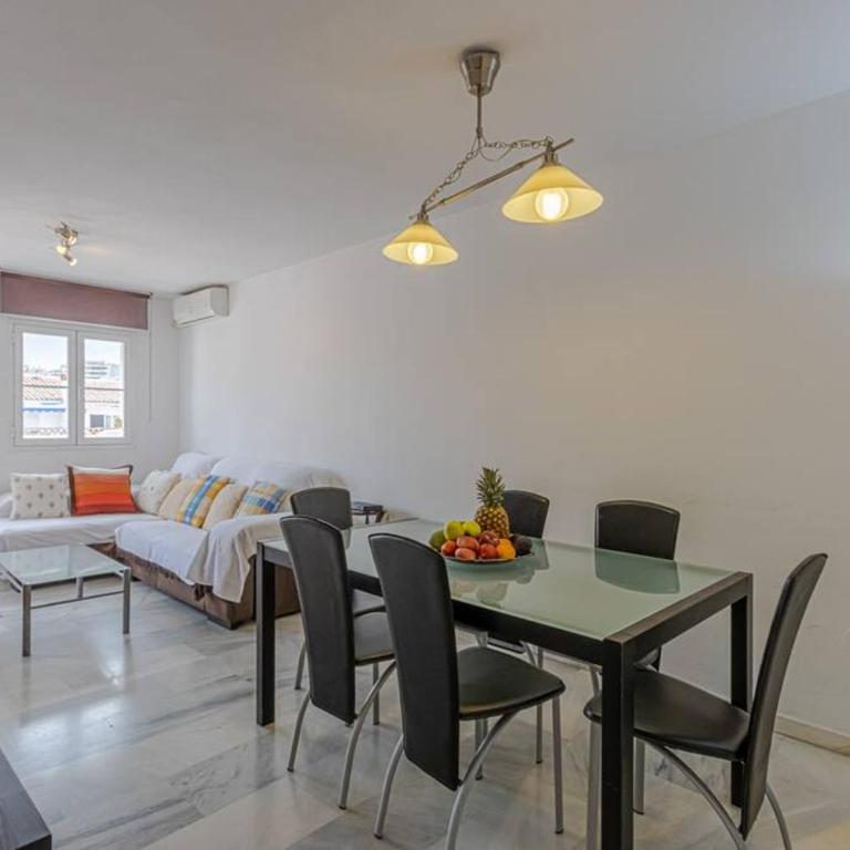 3Bdr 2 Bath Apt with parking in the best location - Three-Bedroom Apartment - 11