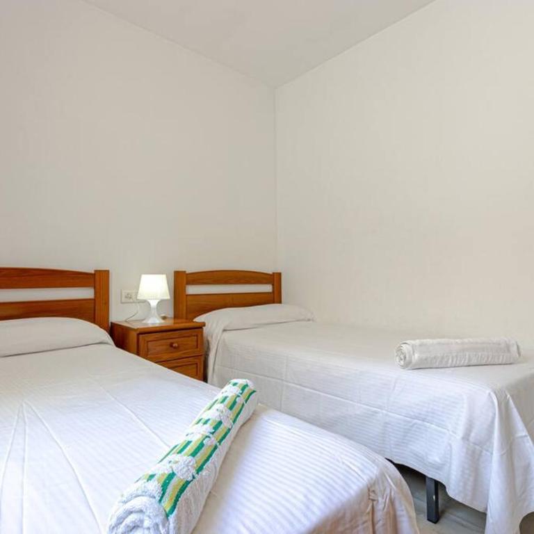 3Bdr 2 Bath Apt with parking in the best location - Three-Bedroom Apartment - 26